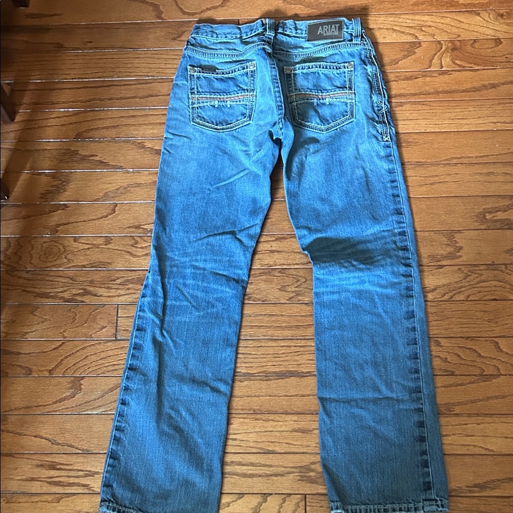 Ariat Men's Classic Straight Blue Jeans